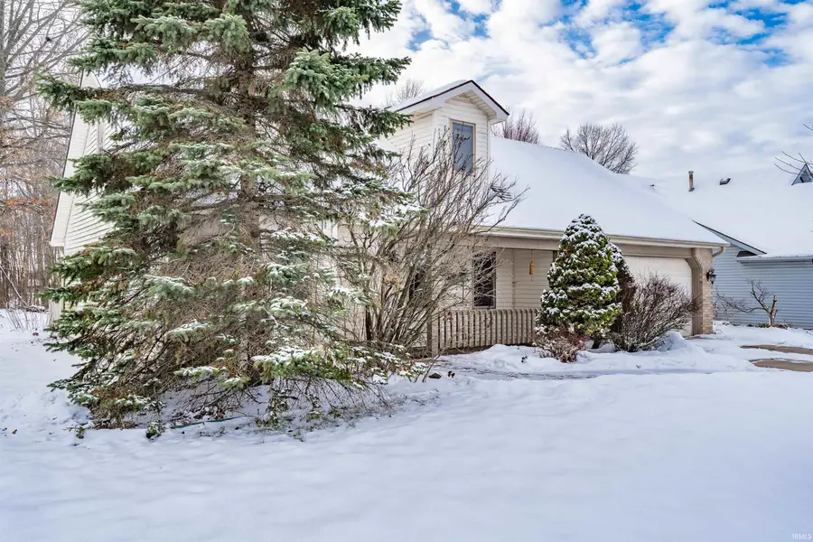 1007 Woodland Springs Place, Fort Wayne, IN 46825 - Image #2