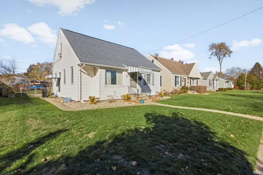 1321 Rockne Drive, South Bend, IN 46617 - Image #2