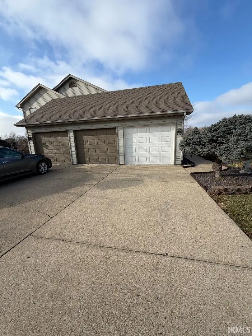 1843 Spruce Drive, Linton, IN 47441 - Image #3