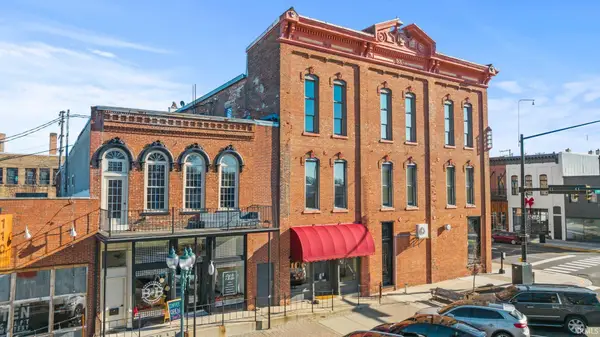 106 N Buffalo Street #202, Warsaw, IN 46580