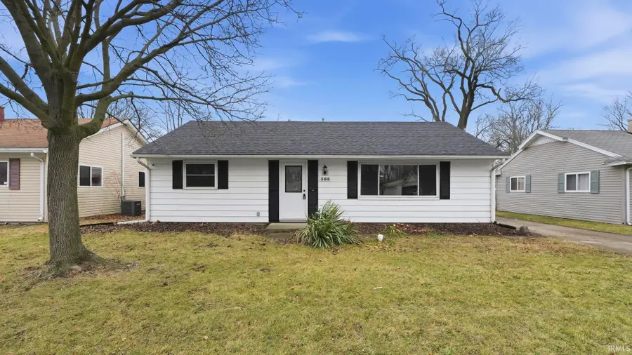 568 Montclair Drive, New Haven, IN 46774 - Image #2