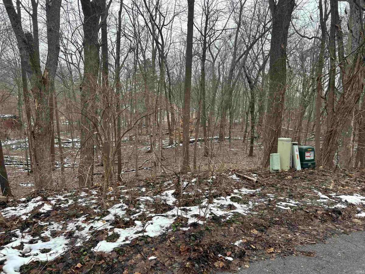 703 Triple Crown Road, Mishawaka, IN 46544 - Image #1