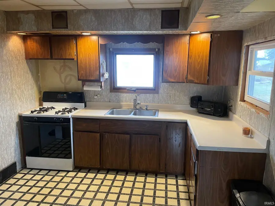 501 C Street, La Porte, IN 46530 - Image #3