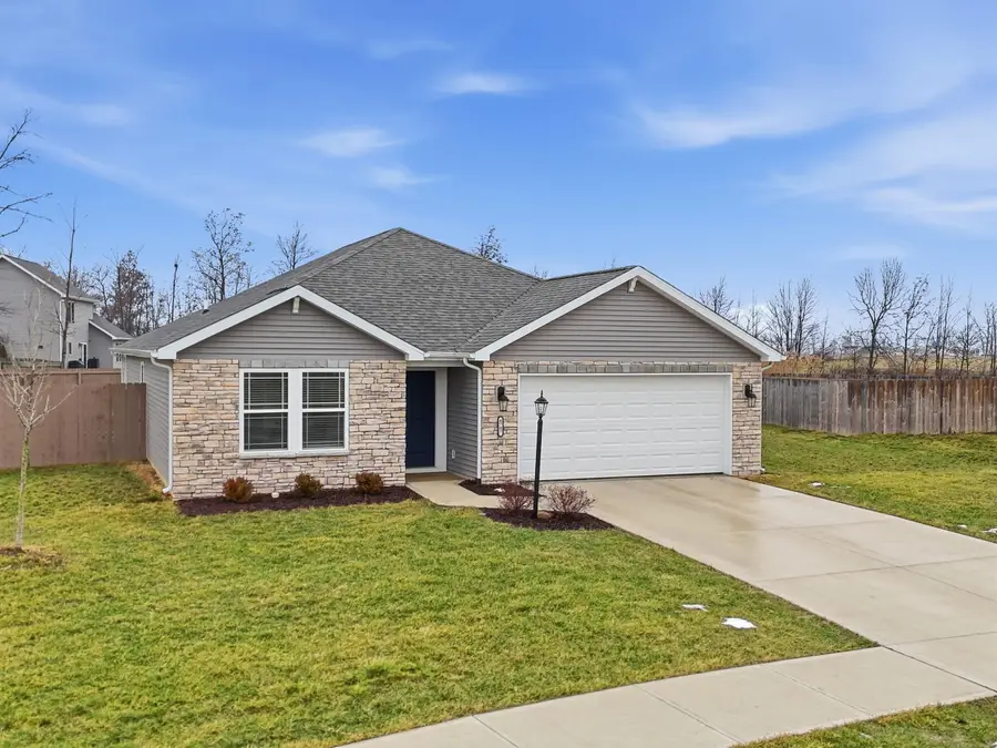 4787 Carson Court, Woodburn, IN 46797 - Image #2