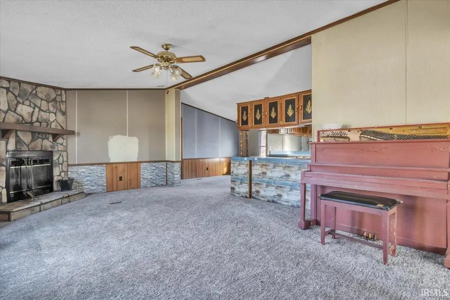 8450 Bald Knob Road, Mount Vernon, IN 47620 - Image #3