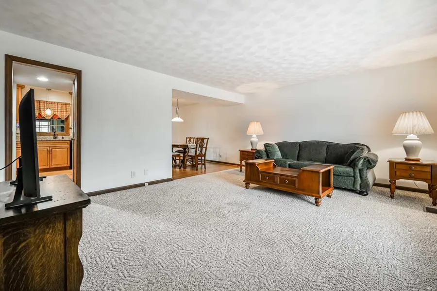 2208 Roselawn Drive #4, Lebanon, IN 46052 - Image #2