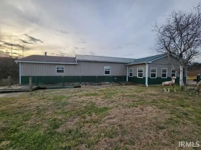 10707 N Jones Gap Road, Edwardsport, IN 47528 - Image #2