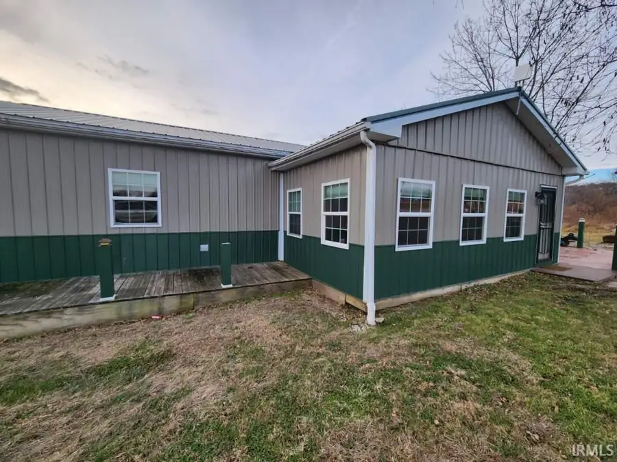 10707 N Jones Gap Road, Edwardsport, IN 47528 - Image #3