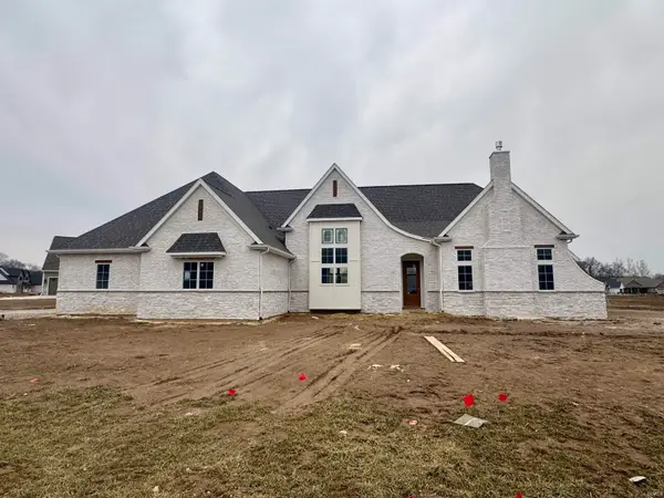 470 E Basalt Drive, Huntertown, IN 46748