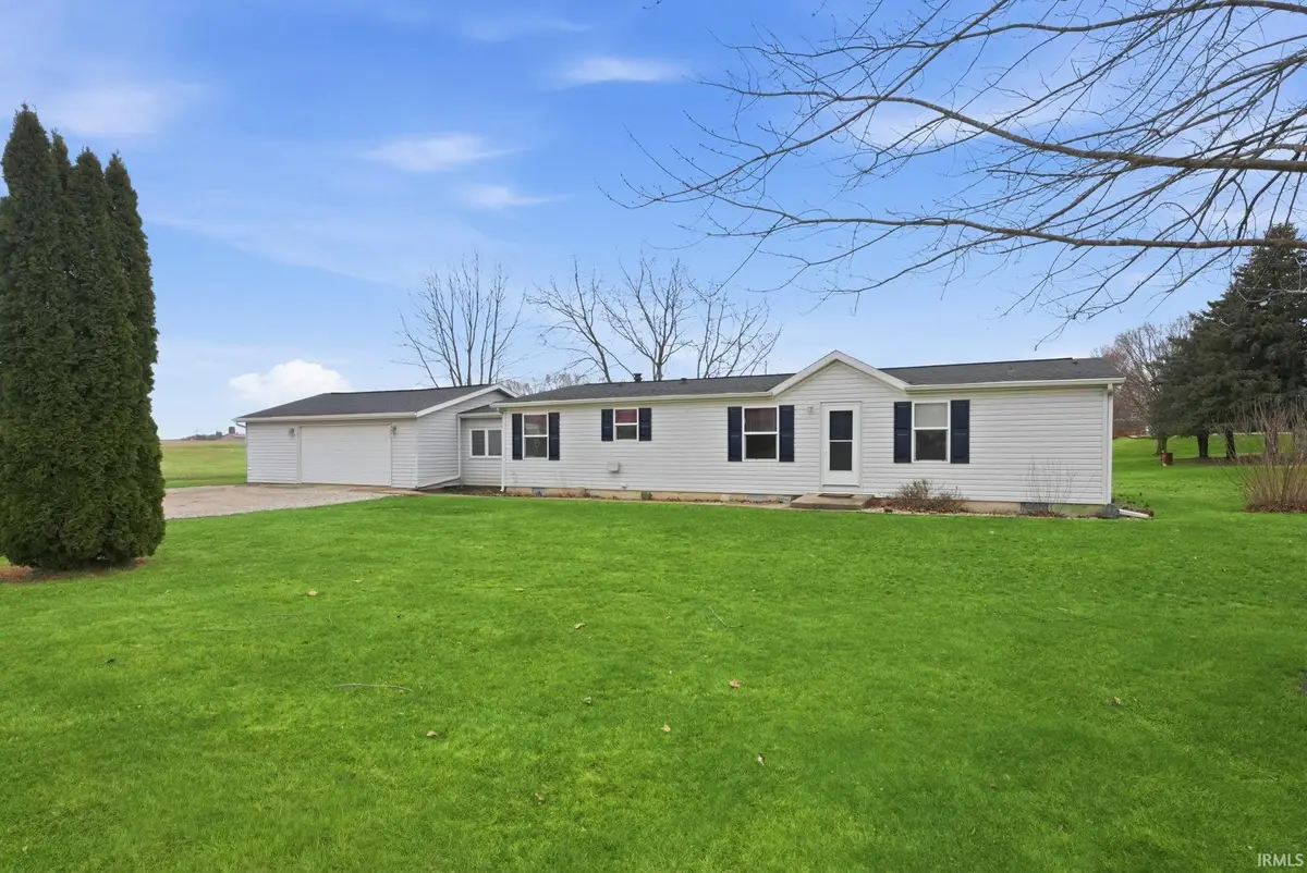 1936 E Paige Road, Columbia City, IN 46725 - Image #1