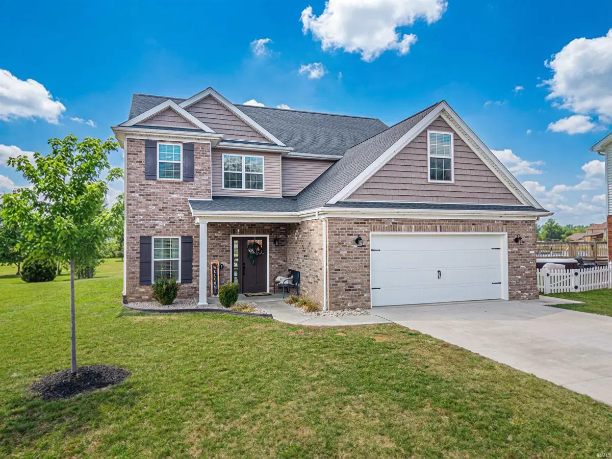 4923 Lincoln Pointe Drive, Newburgh, IN 47630 - Image #1