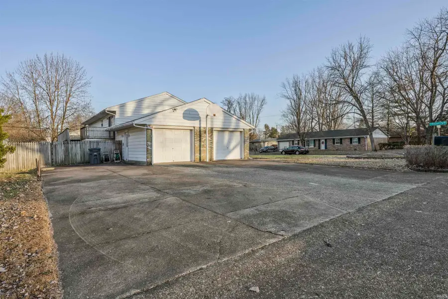 7120 Bayard Park Drive, Evansville, IN 47715 - Image #3