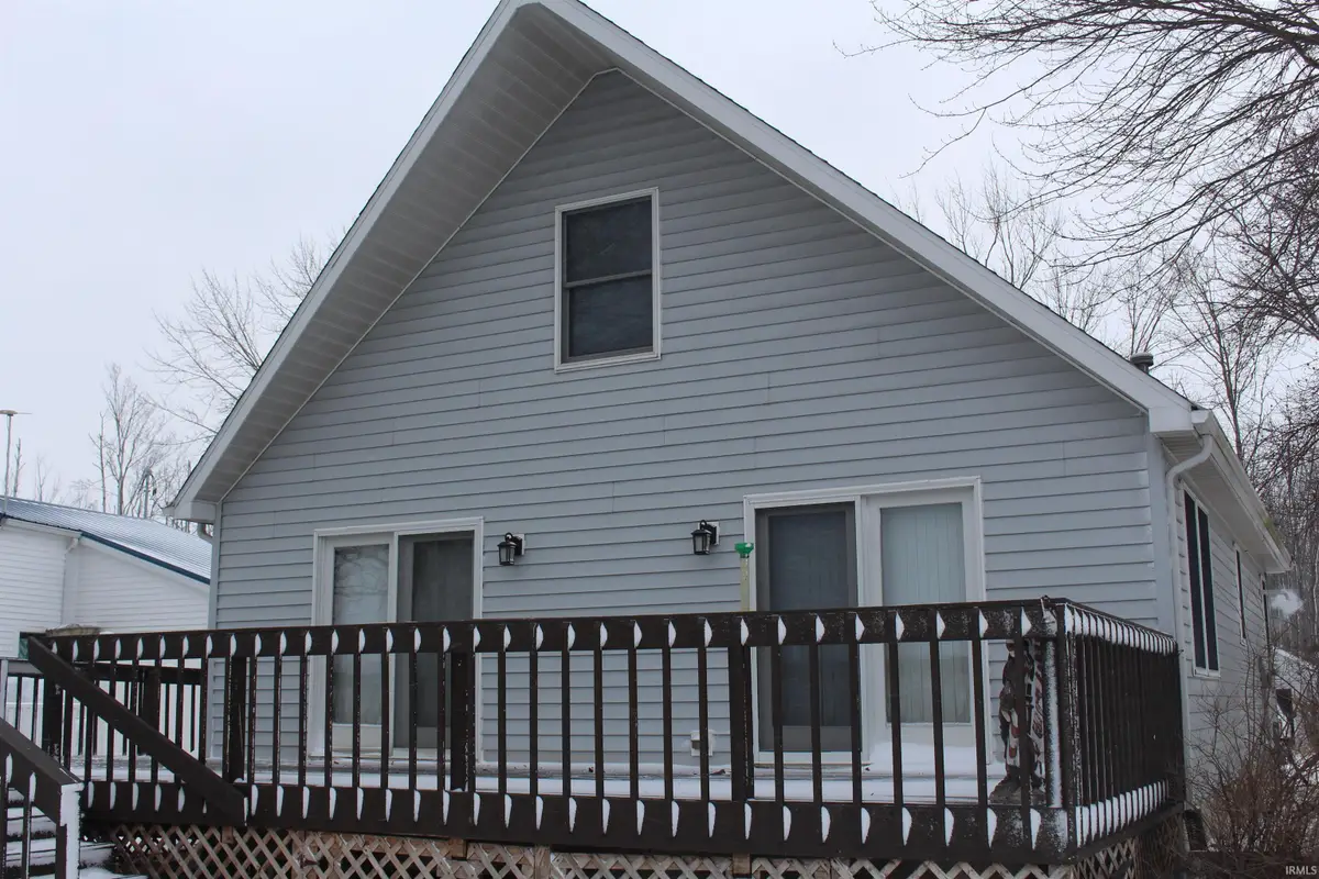 46 W Waldron Lake Drive, Wawaka, IN 46794 - #1