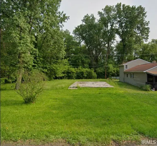 1802 Kinsmoor Avenue, Fort Wayne, IN 46809