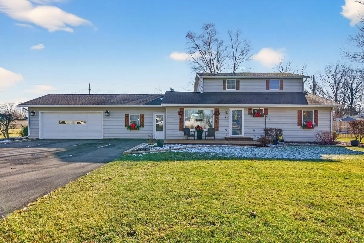 212 E Davis Street, Sweetser, IN 46987 - Image #1