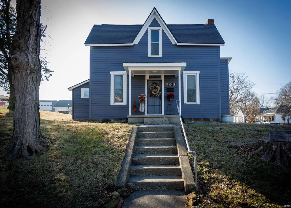 301 E Bond Street, Attica, IN 47918 - Image #1