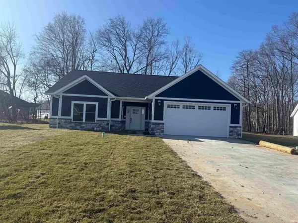 943 Stonehenge Drive, Bedford, IN 47421