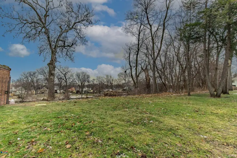 750 N Riverside Drive, Elkhart, IN 46514 - Image #3