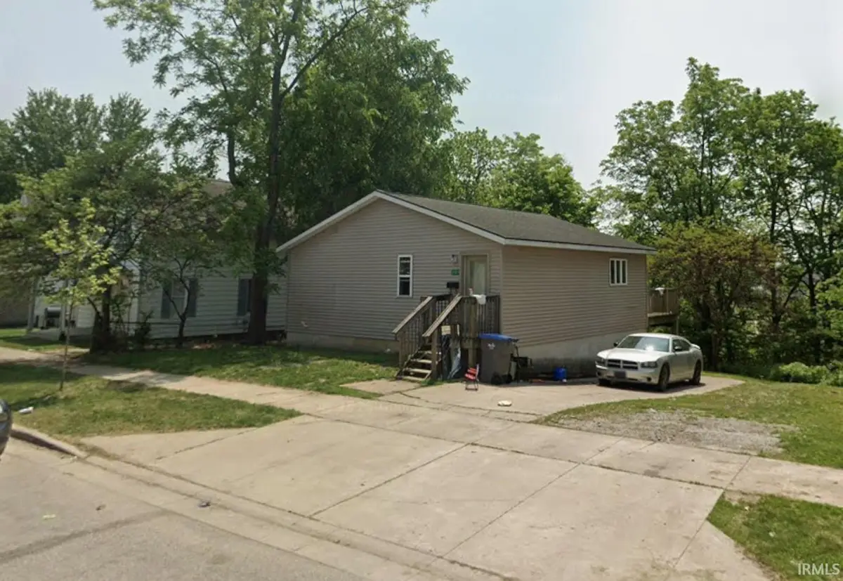 207 Crescent Street, Goshen, IN 46528 - Image #1
