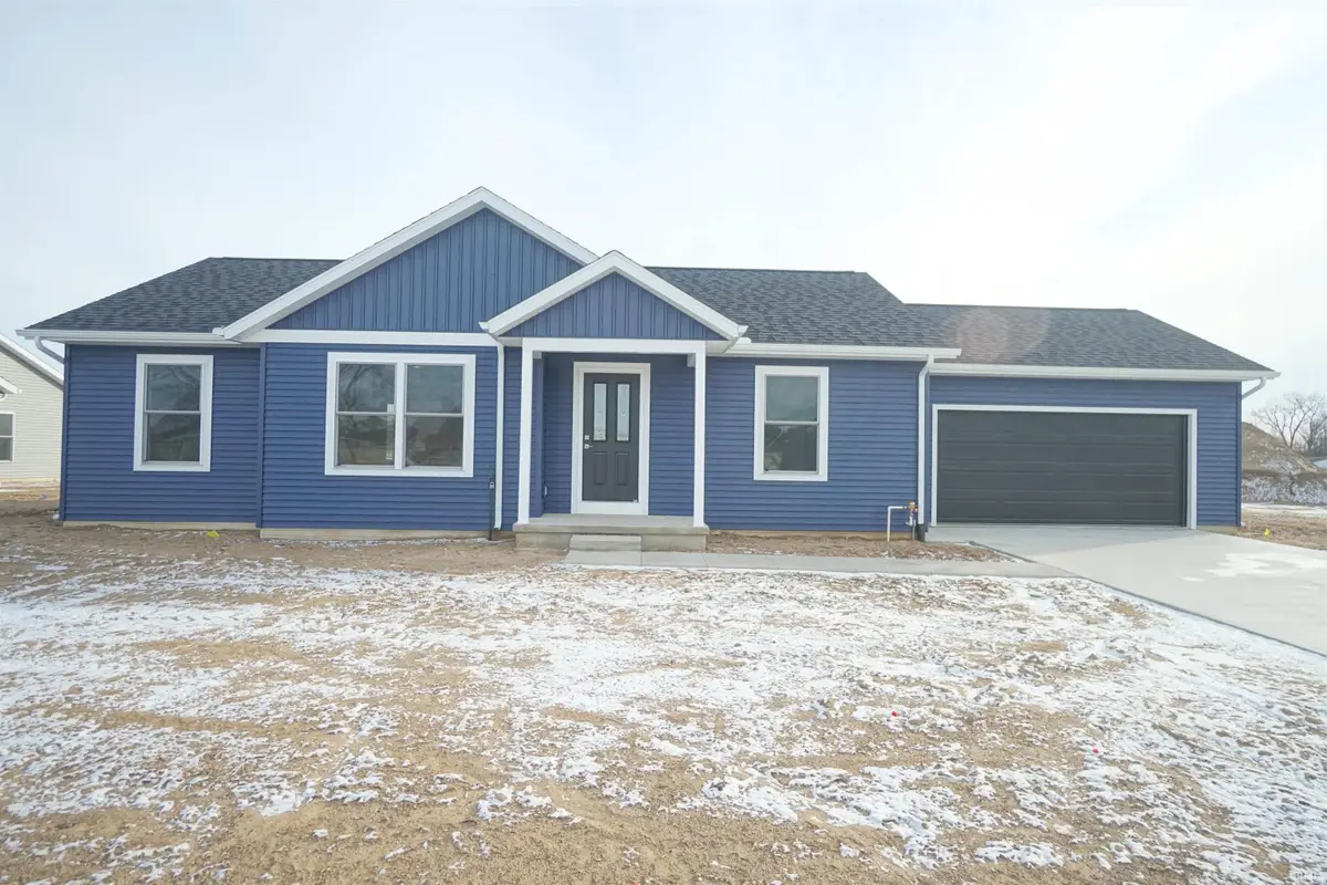 420 N Eastfield Circle, Milford, IN 46542 - Image #1