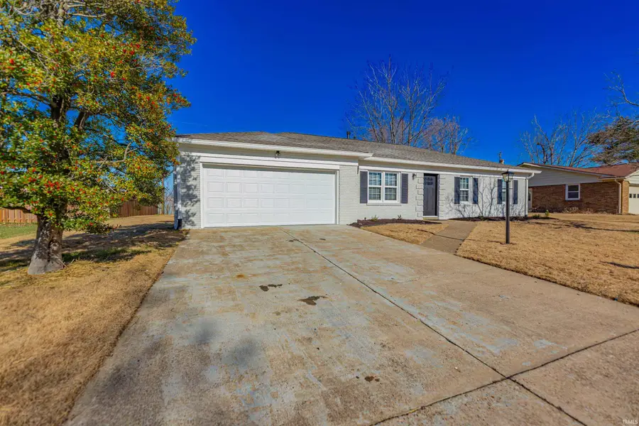 205 Lawrence Drive, Mount Vernon, IN 47620 - Image #3