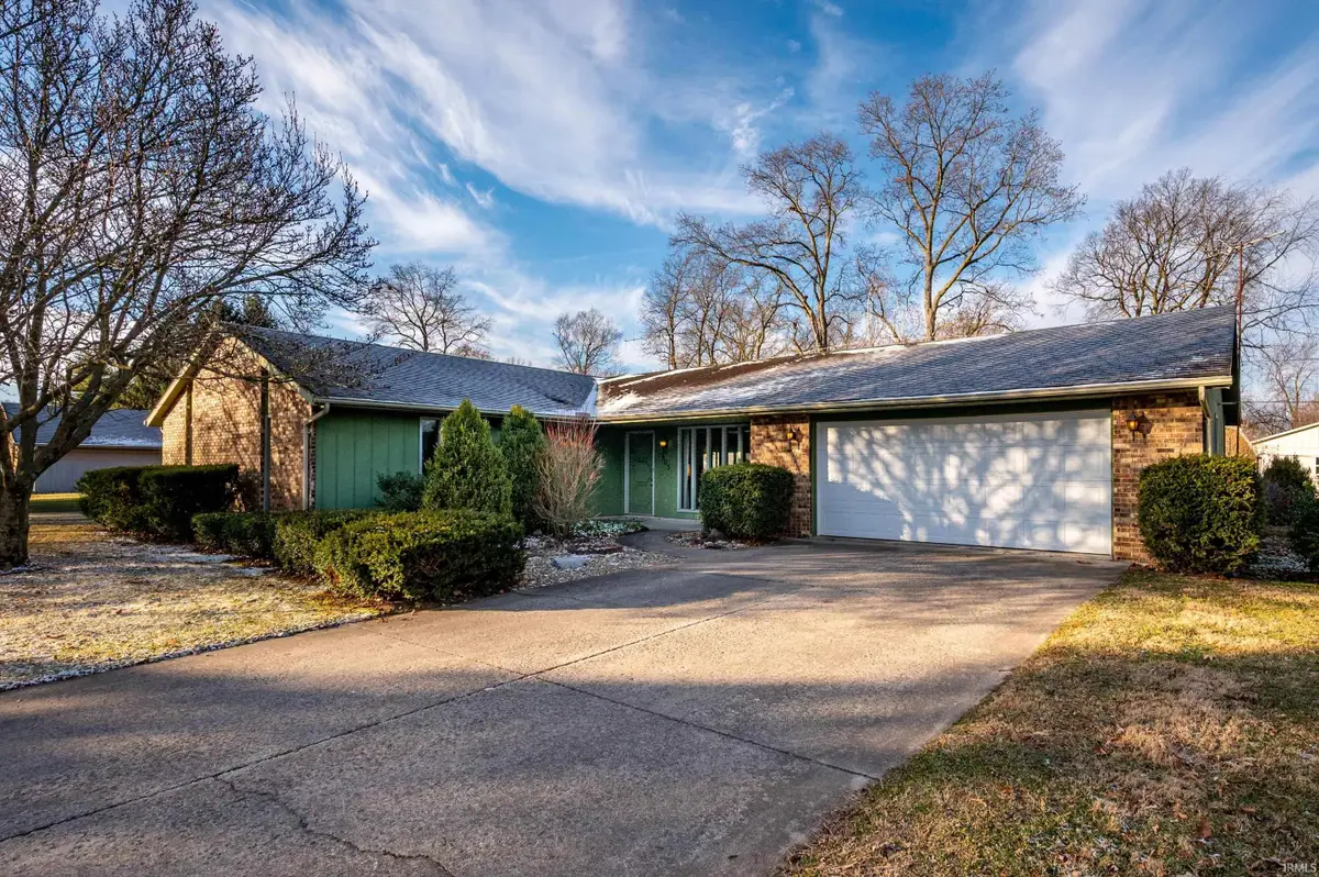 905 S Buckingham Road, Yorktown, IN 47396 - Image #1