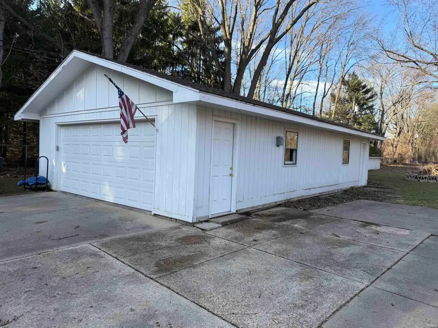 52175 Avanelle Street, Granger, IN 46530 - Image #2