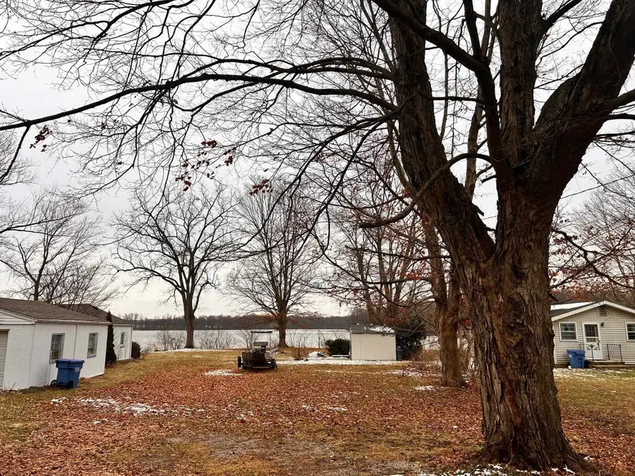 3475 W Shoreline Drive, Columbia City, IN 46725 - Image #2