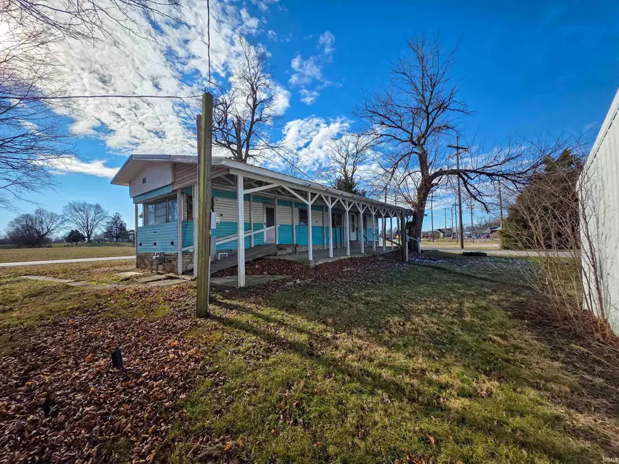 108 Hanna Street, Worthington, IN 47471 - Image #3