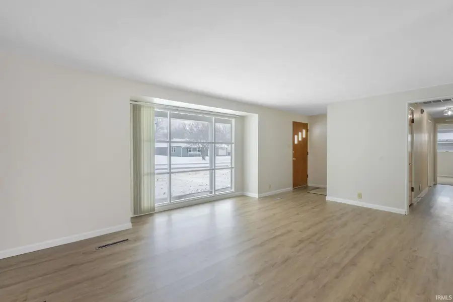 2909 Hilltop Drive, South Bend, IN 46614 - Image #2