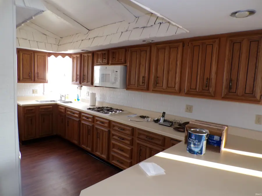 207 Church Street, Loogootee, IN 47553 - Image #3