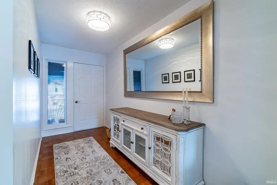 904 Mill Pointe, Fort Wayne, IN 46845 - Image #2