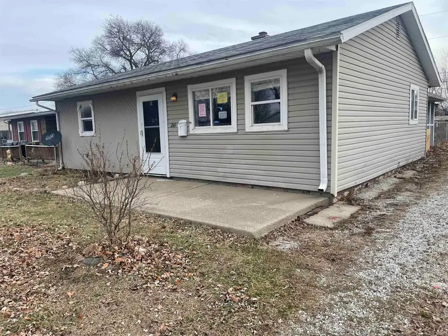 261 N Crescent Drive, Frankfort, IN 46041 - Image #3