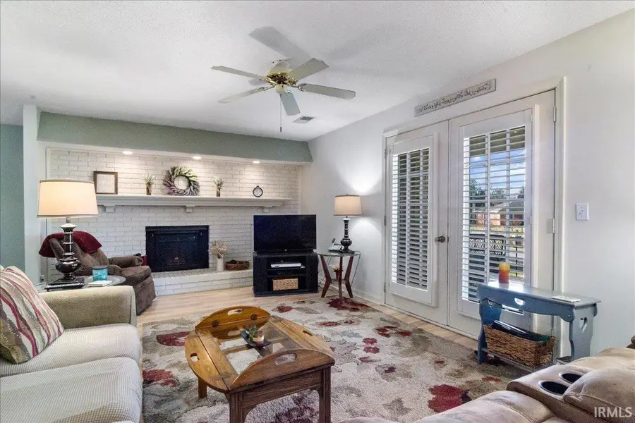 6742 Newburgh Road, Evansville, IN 47715 - Image #2