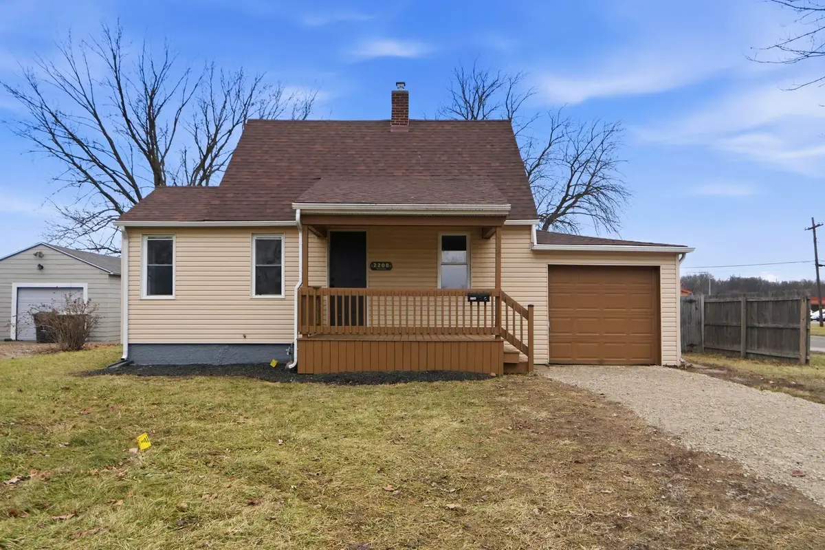 2208 Maplewood Road, Fort Wayne, IN 46819 - Image #1