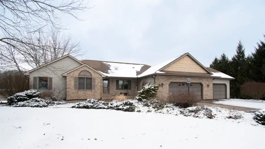7075 N 020 W Road, Howe, IN 46746 - Image #2