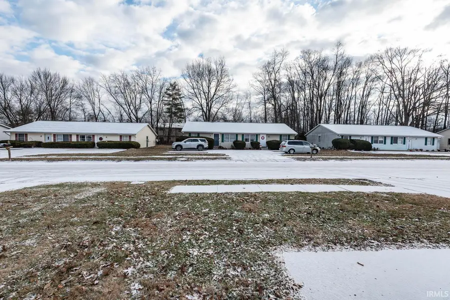 1325-1327 S Hickory Grove Lane, Bloomington, IN 47403 - Image #2
