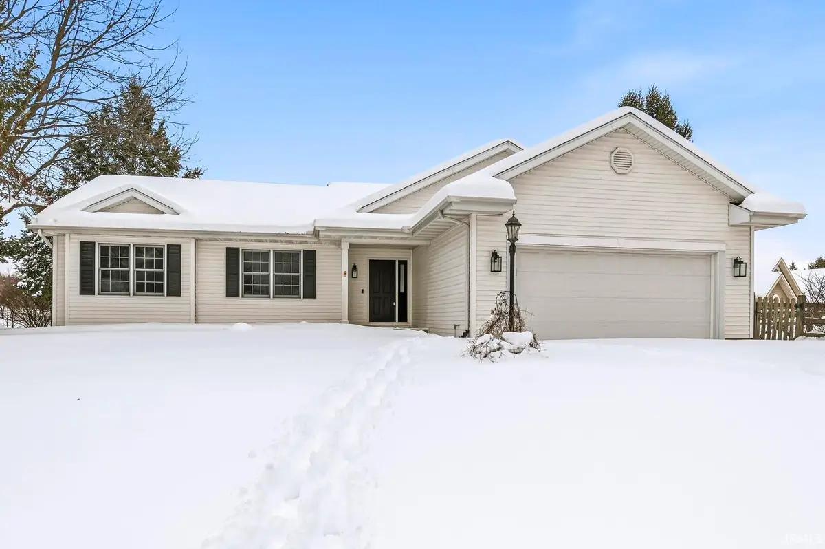 33906 Sumerset Lane, New Carlisle, IN 46552 - Image #1