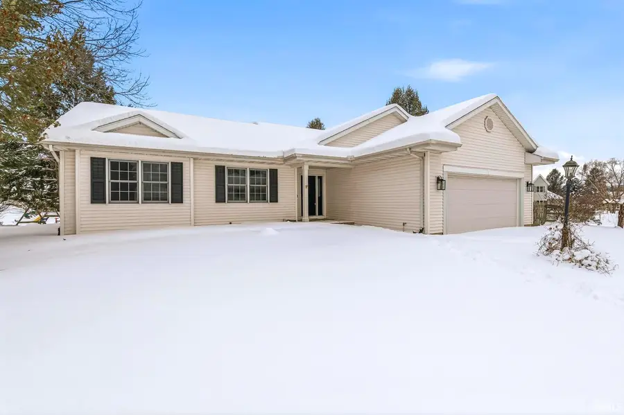 33906 Sumerset Lane, New Carlisle, IN 46552 - Image #3