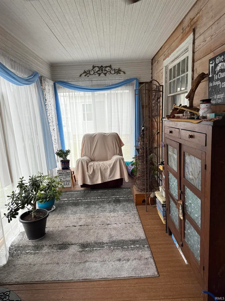 417 Center Street, Berne, IN 46711 - Image #2