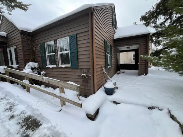 19556 N Paxson Drive, South Bend, IN 46637