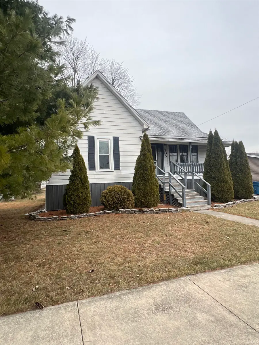 205 E Craig Street, Ossian, IN 46777 - Image #2