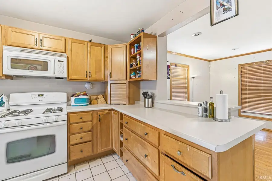 521 E Woodside Street, South Bend, IN 46614 - Image #2