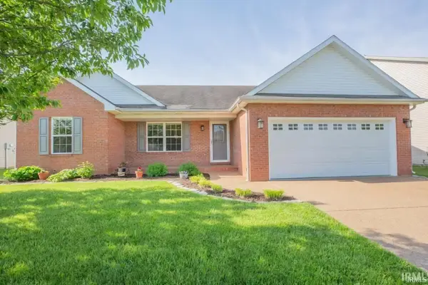 10657 Fall Creek Drive, Newburgh, IN 47630