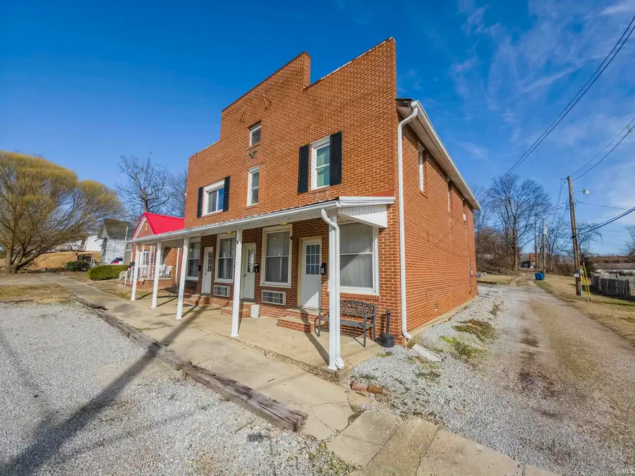 113 S Mulberry Street, Mount Carmel, IL 62863 - Image #3