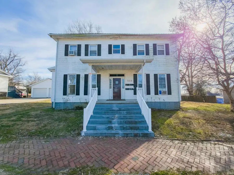 223 E 3rd Street, Mount Carmel, IL 62863 - Image #3