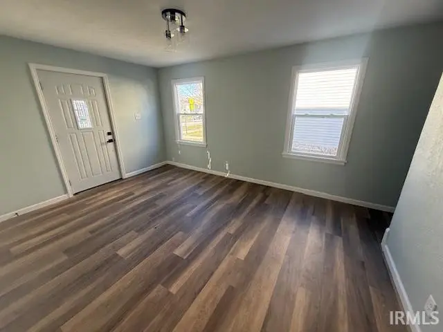 518 S Falcon Street, South Bend, IN 46619 - Image #3