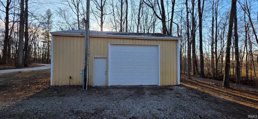 2666 E 550 S Road, Washington, IN 47501 - Image #2