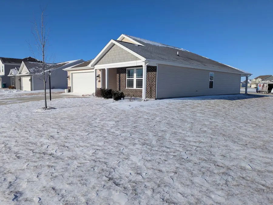 1479 Livingston Lakes Way, Fort Wayne, IN 46818 - Image #2