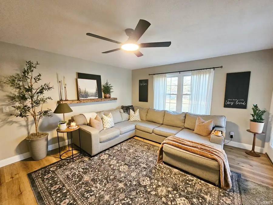 5582 S Wildwood Lane, Monroe City, IN 47557 - #2